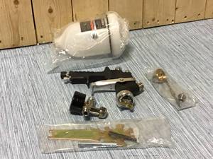 lot 92 image: Husky Gravity Feed Composite HVLP Spray Gun Customer Returns See Pictures