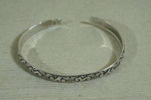 lot 28 image: Sterling Silver Cuff Bracelet - Carved Design