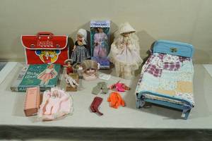 lot 94 image: Vintage Dolls and Accessories - Bed, Wig, Annie Bag