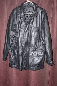 lot 119 image: Colebrook Black Leather Jacket - Mens M