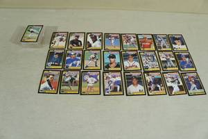 lot 121 image: McDonalds Topps Baseball Cards - Ryan, Thomas, Bo, Canseco