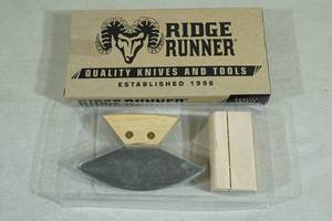 lot 46 image: Ridge Runner RR552 Great Alaskan Ulu Knife