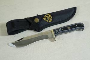 lot 52 image: Puma SGB Buffalo Hunter 6817200M German Steel Knife