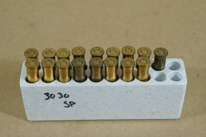 lot 91 image: 17 Reloaded .30-30 Win SP Ammo