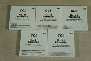 lot 138 image: 500 CCI No 41 Primers for 5.56mm Ammunition