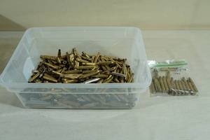 lot 189 image: Empty .270 Win Casings - About 325, plus 20 Primed