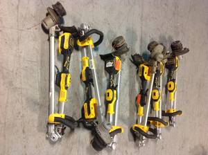 lot 36 image: Lot of DEWALT 20V MAX Lithium-Ion Brushless Cordless String Trimmer See Pictures