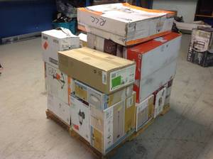 lot 38 image: Lot of Lamp OutIn Customer Returns See Pictures