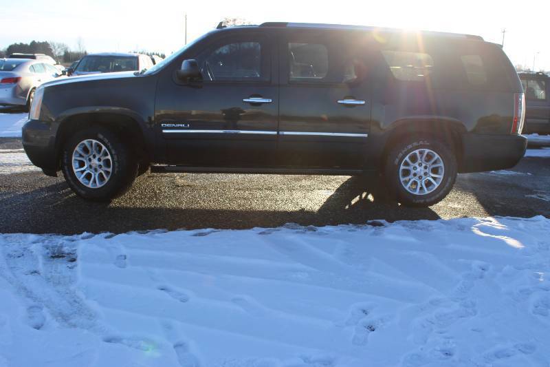 2012 GMC Yukon Denali XL - AWD
