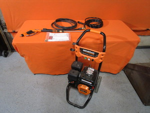 (Near NEW) Generac 2500 PSI Pressure Washer (looks like it was used once)