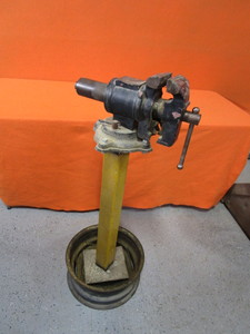5 Bench Vice & Stand