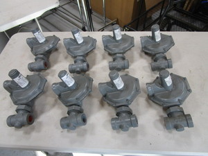 (8) Sensus Gas Regulators