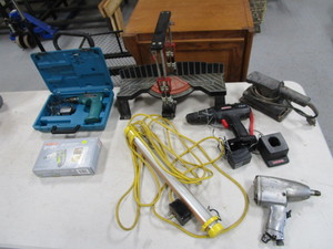 Misc. Tools & Trouble Light