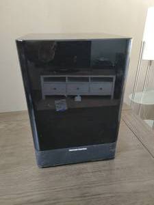 lot 19 image: HarmanKardon Powered Subwoofer Speaker