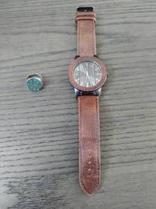 lot 39 image: Wristwatch and Ring