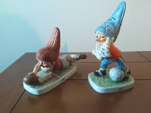 lot 102 image: Goebel Co-boy Gnomes