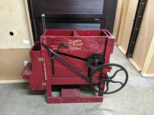 lot 100 image: Vintage Emerson Kicker Grain Tester - A