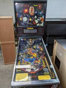 lot 1 image: Barb Wire Pinball Machine by Gottlieb - A