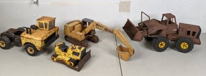 lot 203 image: Collection of 4 Vintage Tonka Construction Trucks - A