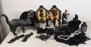 lot 211 image: Halloween Indoor Decor Black Cat, Bats, Mice, Figurines, and More - A