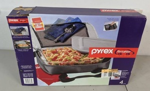 lot 235 image: Pyrex Portables 3 Qt Rectangular Baking Dish with Lid, Insulated Carrier and Hot Pack - B