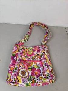 lot 285 image: Quilted Vera Bradley Shoulder Tote Bag - C