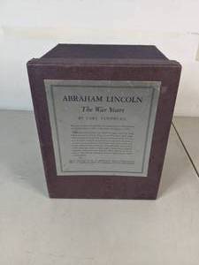 lot 249 image: Vintage Boxed Set of Abraham Lincoln The War Years by Carl Sandburg - B