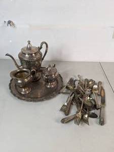 lot 250 image: Vintage Silver-Plated Tea Set and Assorted Flatware - B