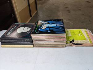 lot 356 image: Lot of Assorted Vintage Records #2 - John Prine, The Carter Family, Peter Paul & Mary, Broadway Tunes, Bonnie, Koloc, Beethoven, Verdi, Brahams, and more - B