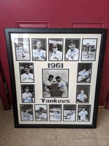 lot 399 image: Rare 1961 New York Yankees Baseball Team Autographed Framed MLB Photo - B