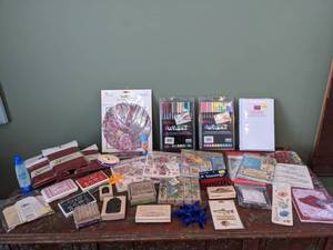 lot 726 image: Card Making Items - W