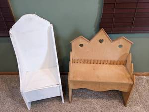 lot 701 image: Kids Wooden Bench Style Chair with High Top Back & Wooden Bench - W