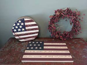 lot 708 image: Show Your Patriotic Side Displaying This Vine Wreath, Hat Box & Wooden Pledge of Allegiance Sign - W