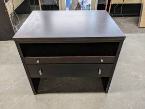lot 590 image: Elegant 2-Drawer Dark Wood Nightstand - N