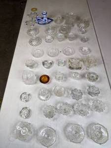 lot 497 image: Assortment of Glass Candle Holders (44 pieces) - E