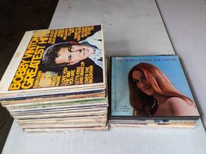 lot 533 image: Lot of Assorted Records and Boxed Sets - E