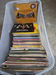 lot 534 image: Lot of Assorted Records and Boxed Sets - E
