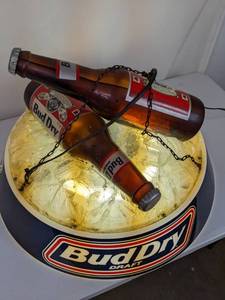 lot 40A image: Vintage Bud Dry Draft Beer Hanging Light - N
