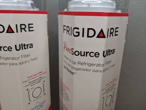 lot 432 image: 2 Brand New ULTRAWF Frigidaire Refrigerator Pure Source Water Filters - T