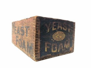 Antique Dovetailed Wood YEAST FOAM Advertising Crate
