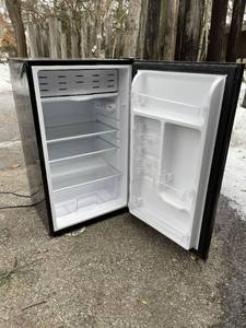 Unused Magic Shelf Mini Fridge