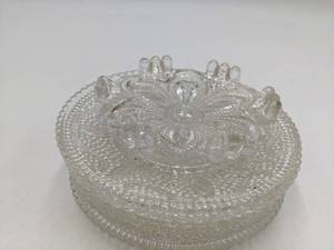 lot 80 image: Glassware Collection