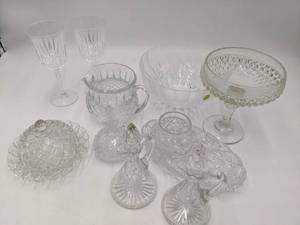lot 93 image: Vintage Depression Glass Collection