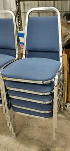 5 nice stacking padded office chairs