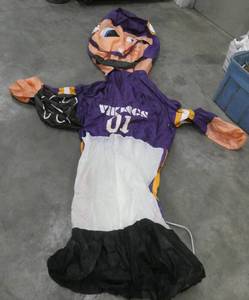 Vikings blow up guy