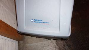 lot 1 image: Advance Aquamatic Selectric Heavy Duty Carpet Self Propelled Cleaner--Model 2051118---120V--60 HP