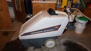 lot 3 image: Advance Aquamatic Selectric 20E Heavy Duty Carpet Self Propelled Extractor Cleaner--Operators Manual Included