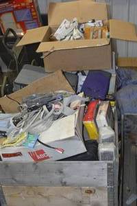 lot 3 image: Large Pallet of Electronics