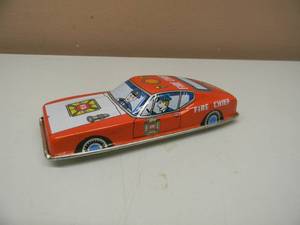 VINTAGE 1960s FIRE CHIEF CAR #7237 JAPAN TIN LITHO FRICTION TOY - NICE - WORKS - AWESOME PIECE - APPROX 5.5 - SEE PICTURES