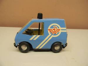 VINTAGE ORIGINAL kypbep SOVIET RUSSIAN PRESSED TIN AND PLASTIC FRICTION TOY 0102 STATE CAR VAN - RARE COOL PIECE - SEE PICTURES